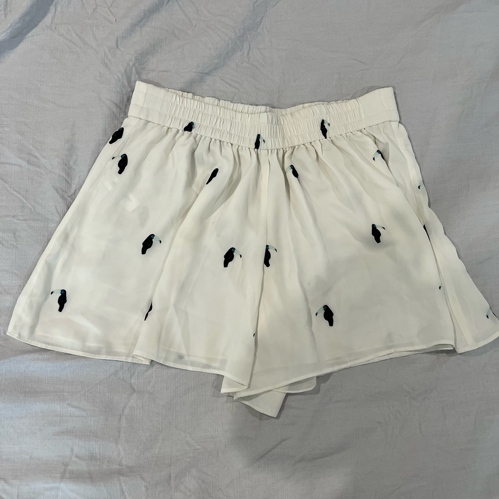 LOFT flowy chiffon shorts. Toucan print! Size M